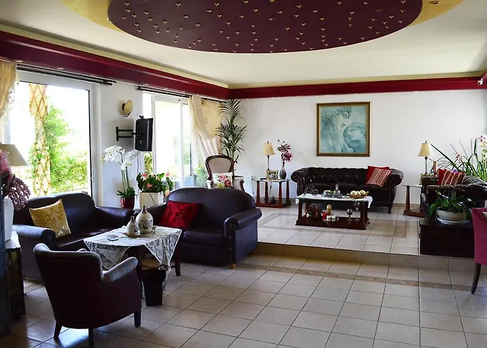 Alexandros Hotel