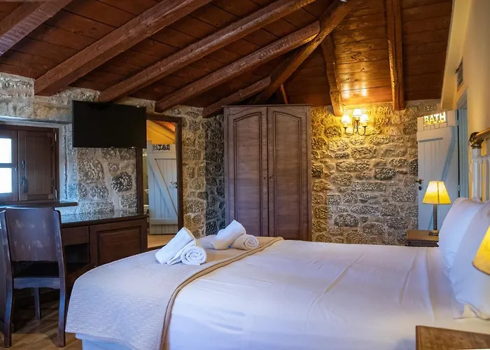Trapela Areopolis, Boutique Hotel