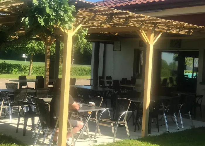 La Villa De L Embusade Guesthouse