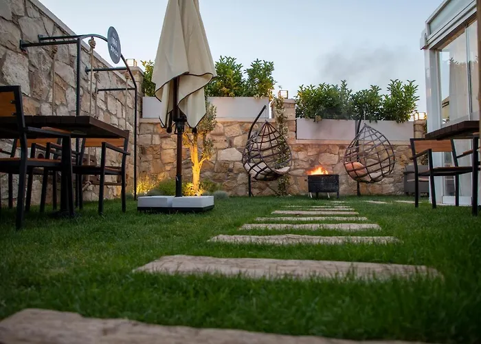 Urla 1867 Hotel