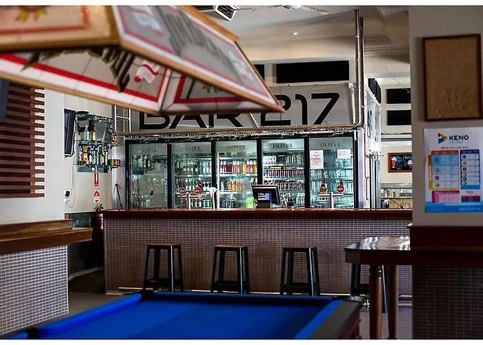 Hurley'S Bar & Bistro