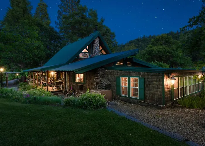The Davies Family Inn (Adults Only)