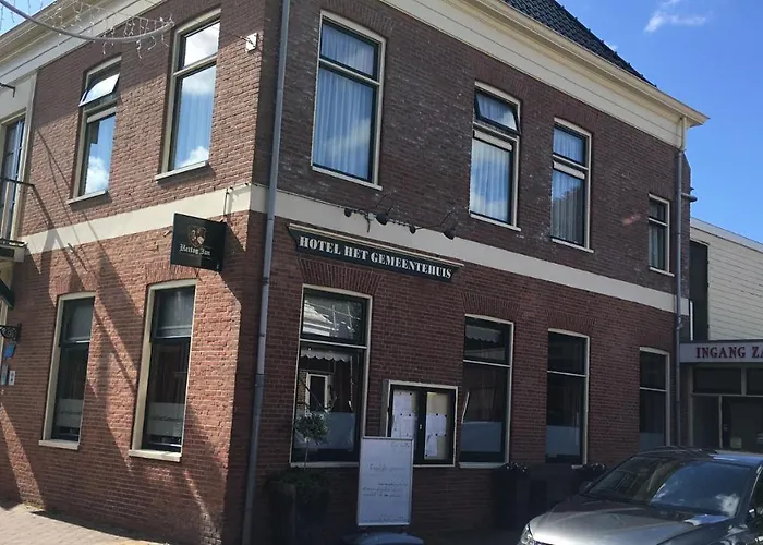 Hotel het Gemeentehuis Uithuizen
