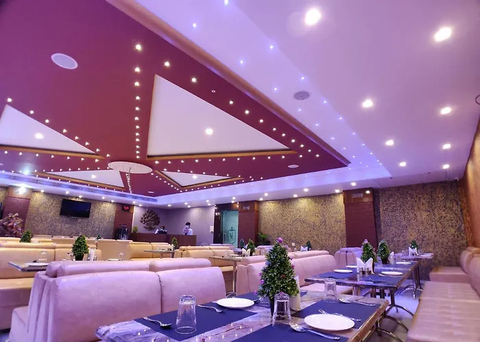 Hotel Vishnu Empire