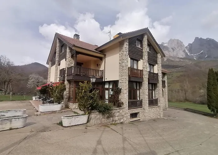Hotel Cumbres de Valdeón