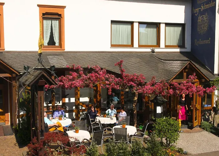 Weinhaus Burg-Schneider