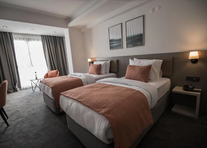 Dovv Hotel Business