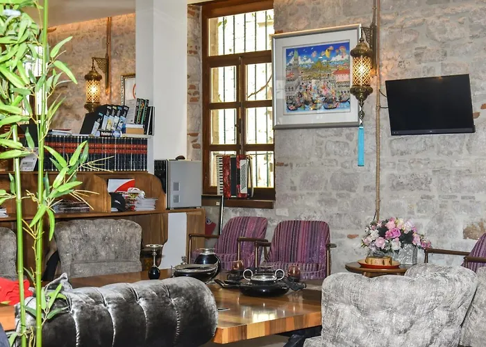 Orchis Hotel