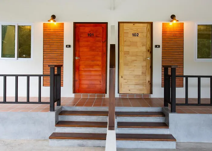 Phangnga Keeree Resort & Gallery