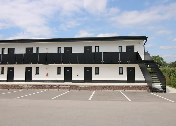 To Hotel By Wmm Hotels
