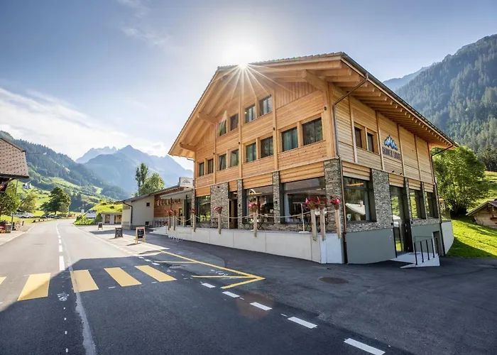 Berghotel Gadmer Lodge - dein Zuhause in den Bergen am Sustenpass im Berner Oberland