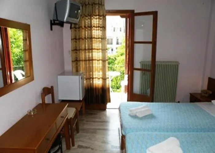 Hotel Kavouris