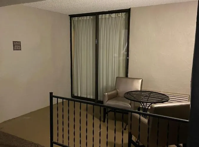Best Western Plus La Porte Hotel & Conference Center