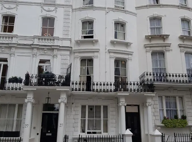 Central Hotel London