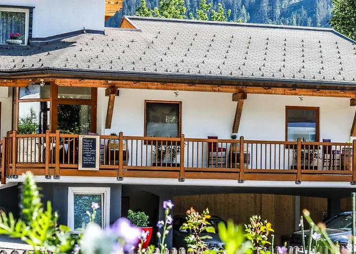 Kia Ora Hotel Restaurant