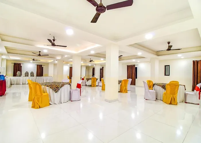 Fabhotel Prime President