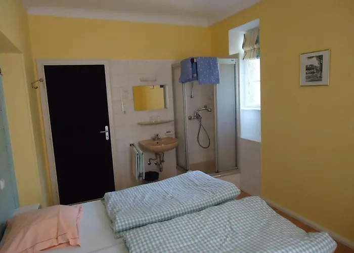Hostellerie De La Vallee