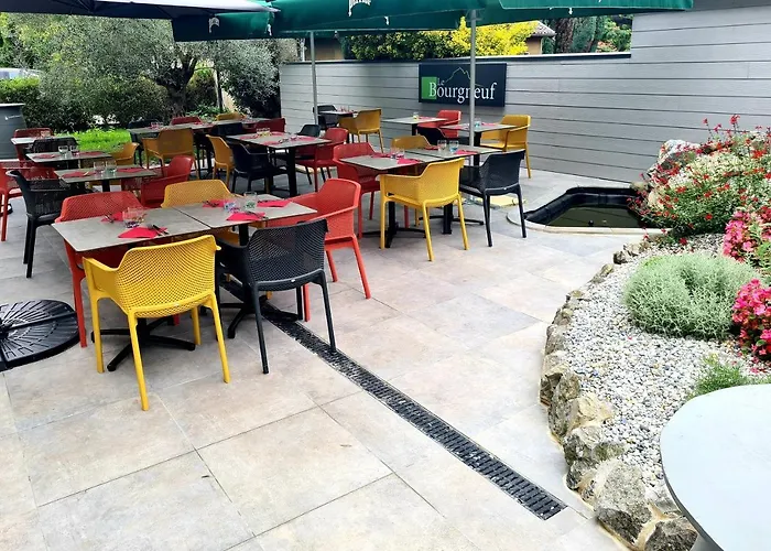 Hotel Restaurant Le Bourgneuf
