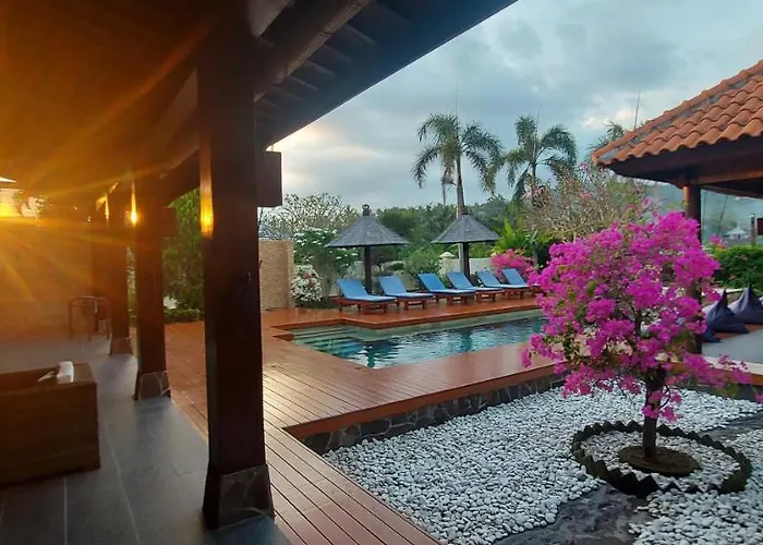 Bale Solah Lombok Holiday Resort