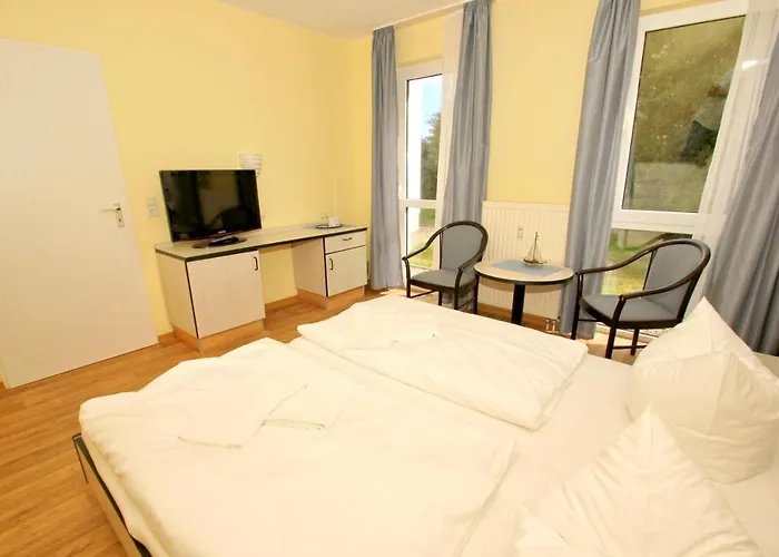 F-1010 Strandhaus Moenchgut Bed&Breakfast Dz 26 Garten, Strandnah, Inkl Fruehstueck
