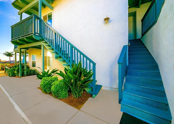 Groundswell E Apartment Newport Beach