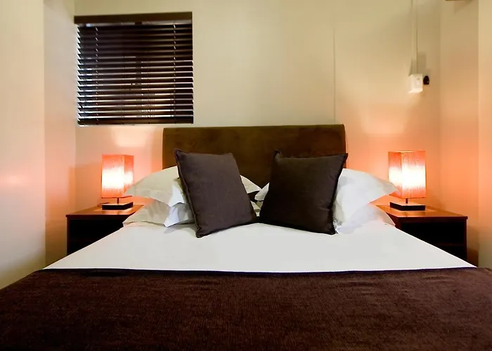 10 On Cape Self Catering Apartments
