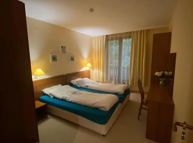 Hq Apartments Villa Park