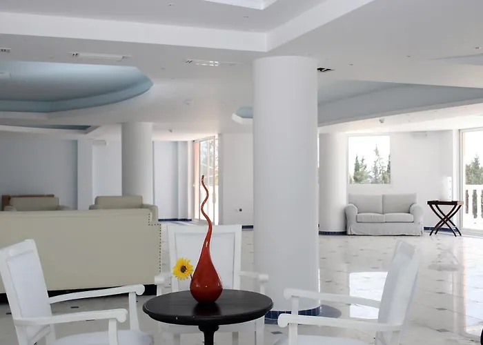 Belvedere Gerakas Luxury Suites