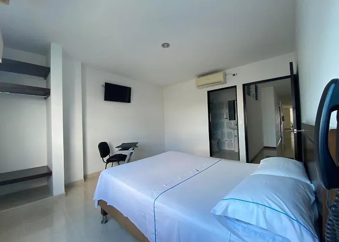 Hotel Torres Del Llano