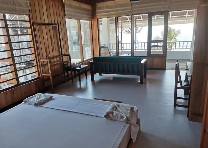 Mountain Wave Hotel And Surfshop