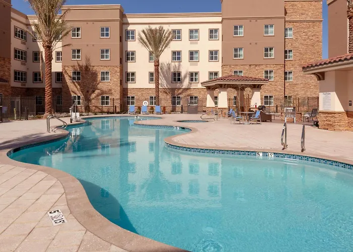 Holiday Inn Express & Suites - Gilbert - East Mesa By Ihg
