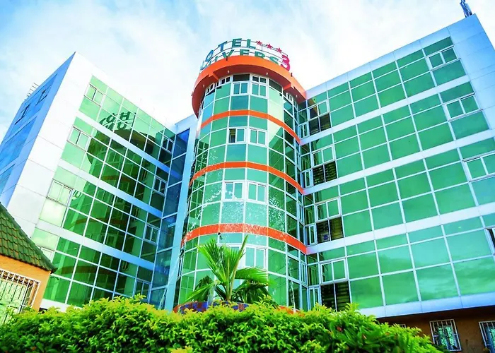 Hotel Univers 3 Aeroport Luxe