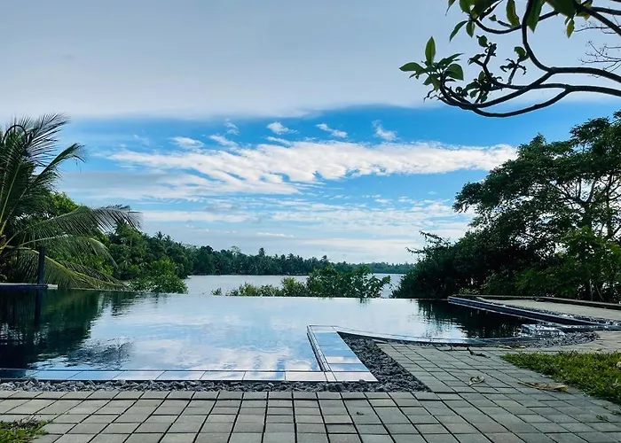 Kalapuwa Resort