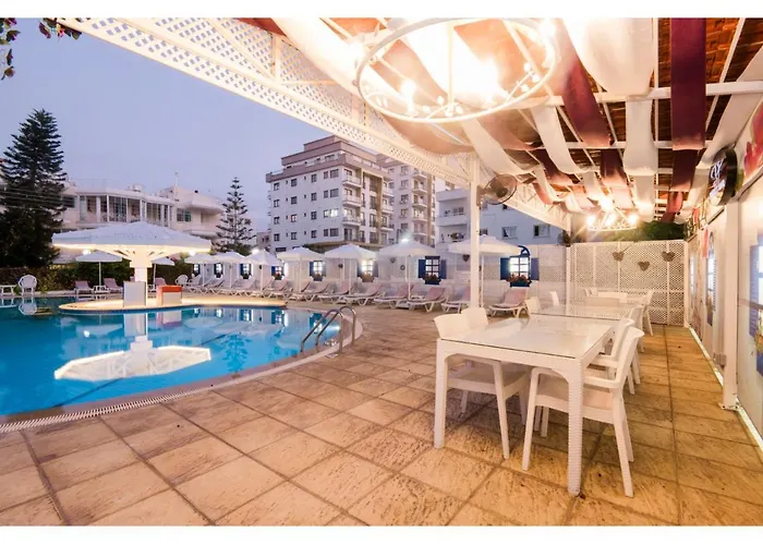 Sammy'S Hotel