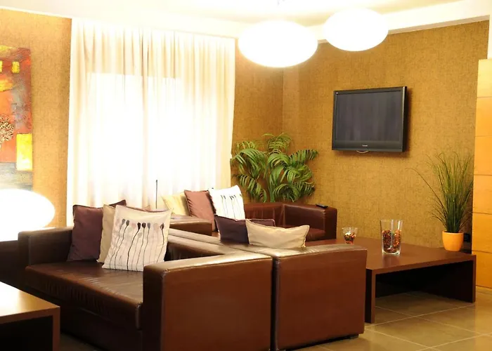 Hotel Fly