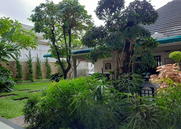 The Sriwijaya Hotel - Halal Hotel
