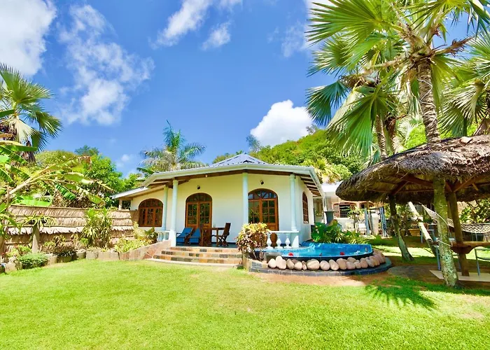 La Petite Maison And Sea Splash