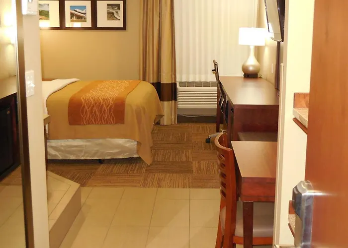 Giles Hotel Inn And Suites