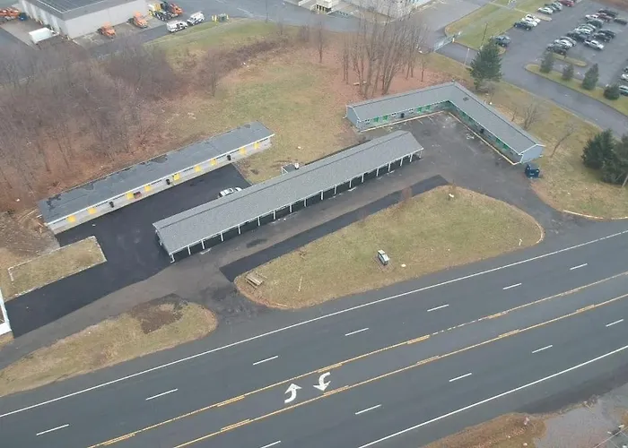 Skyview Motel