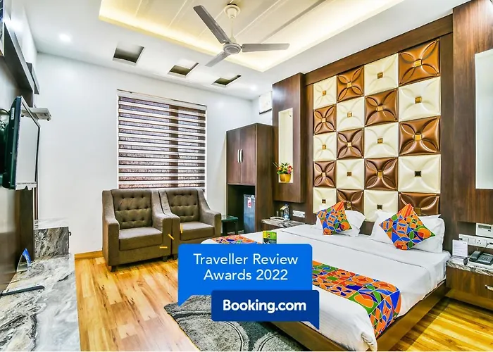 Fabhotel Aman Residency