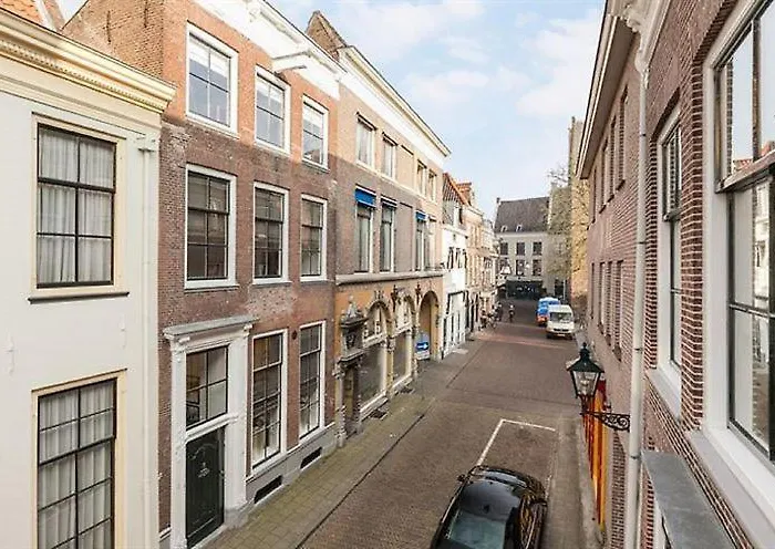 Stadslogement 8