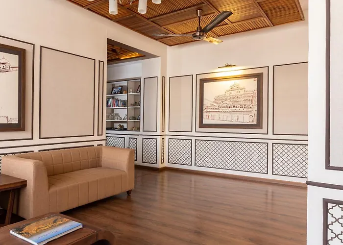 Bhola Bhawan Bed And Breakfast