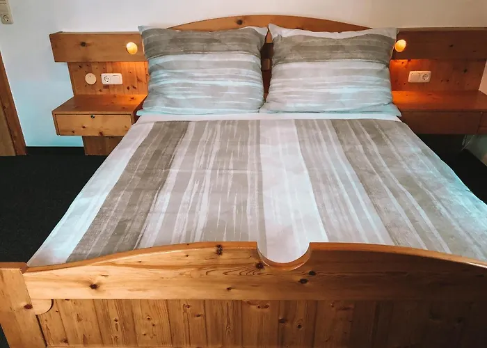 Green Natural Motel