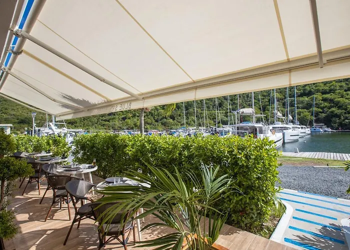 Blue Sail Hotel