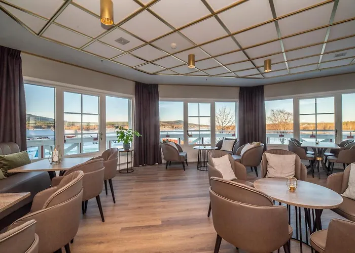 Grand Arctic Resort