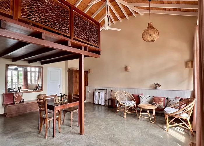THE SLOW vegan hotel