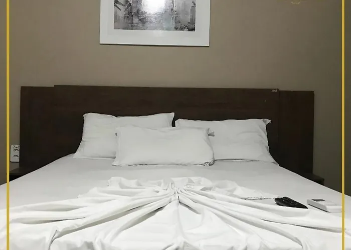 Grand Center Hotel