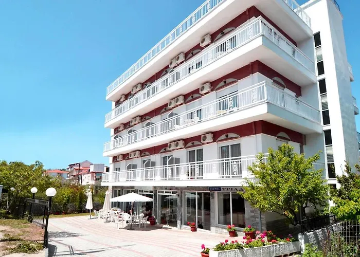 Hotel TRIADA