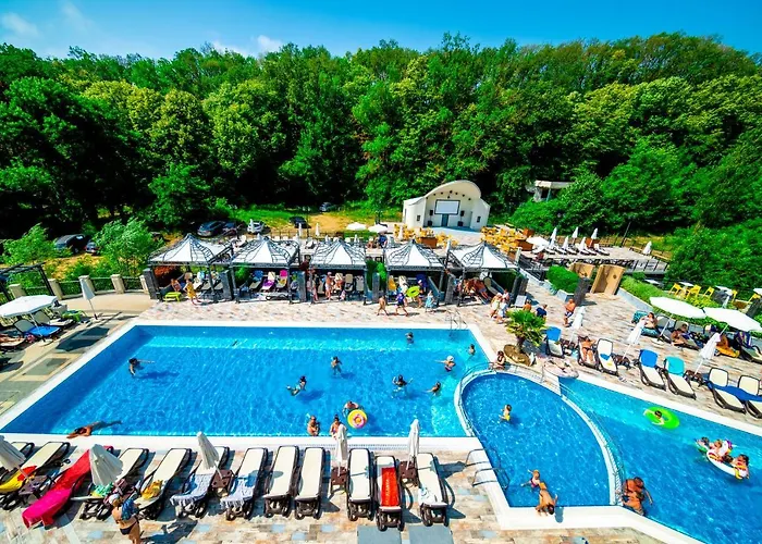Marina White Sands Beach Hotel