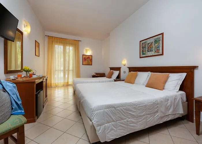 Helios Hotel